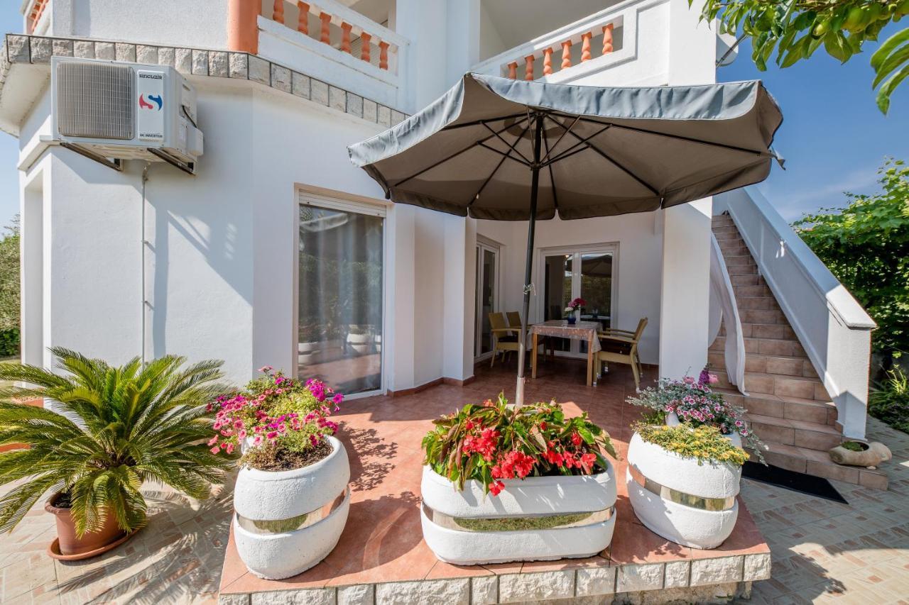 Zeljko Apartmani Lopar Exterior photo